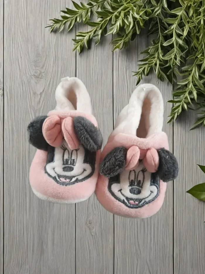 Chausson minnie naissance