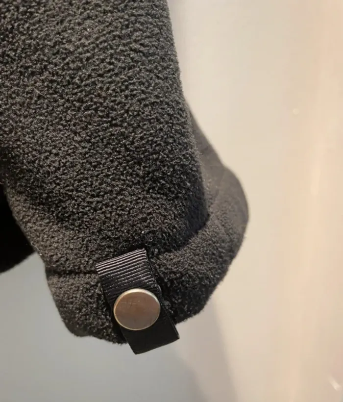 Veste polaire noire The North Face garçon XL 18/20– convient femme/homme taille S - photo numéro 9