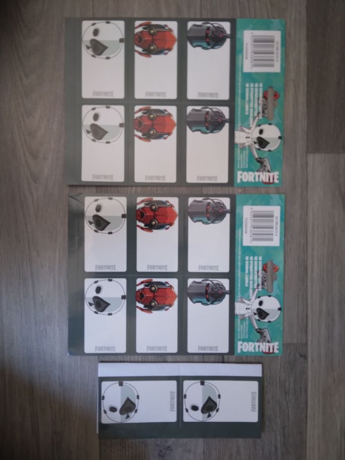 Lot étiquettes fortnite - photo numéro 5