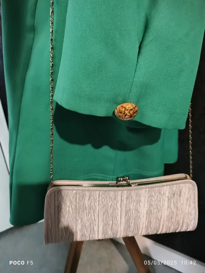 Sac  avec chaîne argenté - photo numéro 10