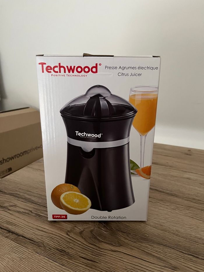 Presse fruits électrique