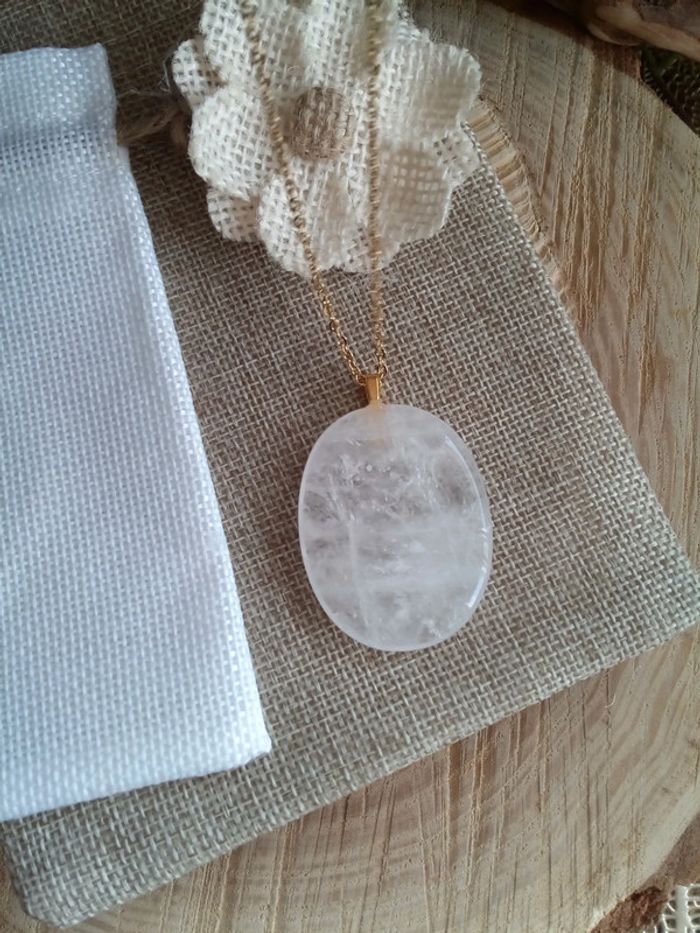 Collier cristal de quartz naturel