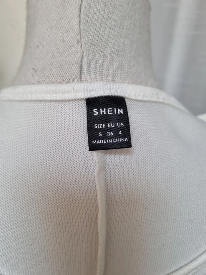 Pull blanc SHEIN taille 38/40 - photo numéro 3