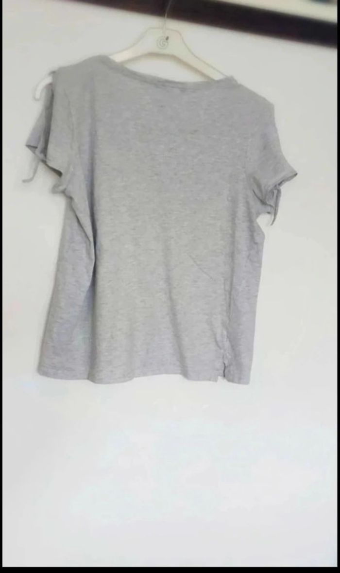 Tee-shirt femme T38-M épaules dénudées - photo numéro 4