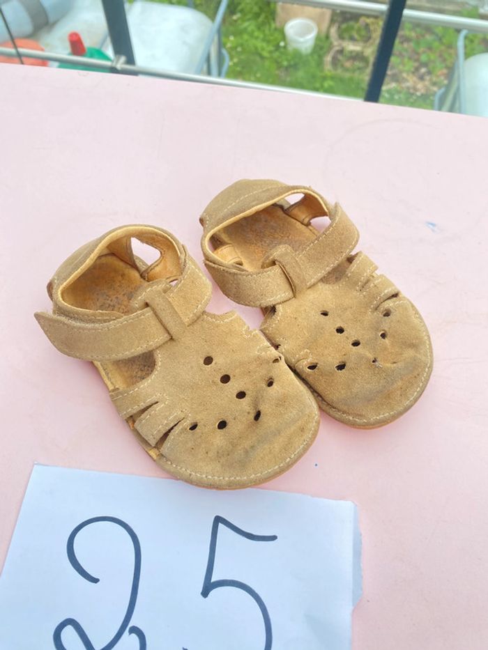 Nu pied sandale 25 daim beige - photo numéro 3