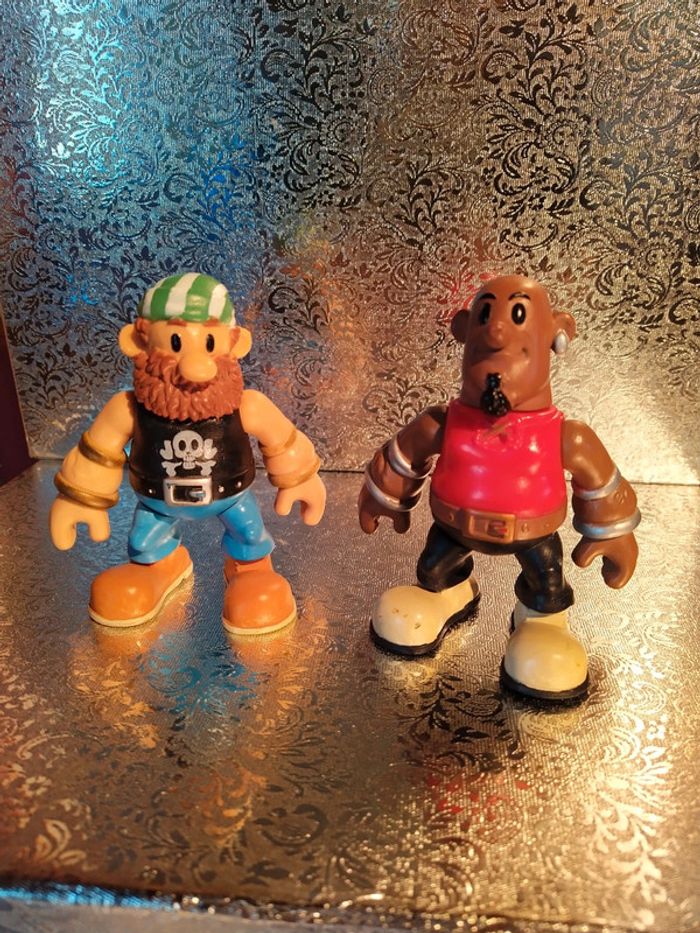 Lot de 2 figurines pirates