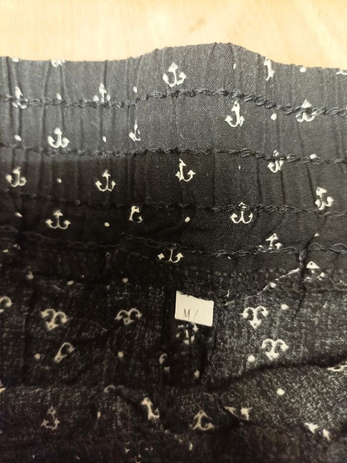 Short large bleu marine - photo numéro 3