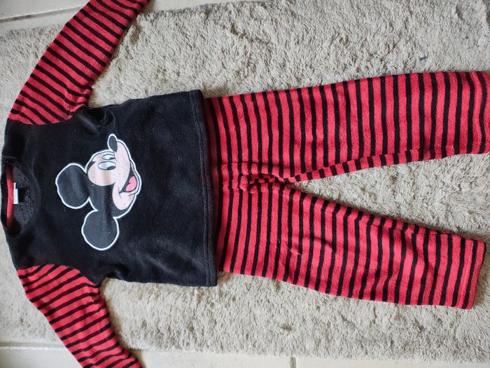 Pyjama chaud Mickey taille 5 ans