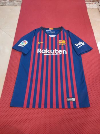 Maillot de foot FC Barcelone Nike Authentique Officiel taille enfant 12/13 ans, proche du neuf