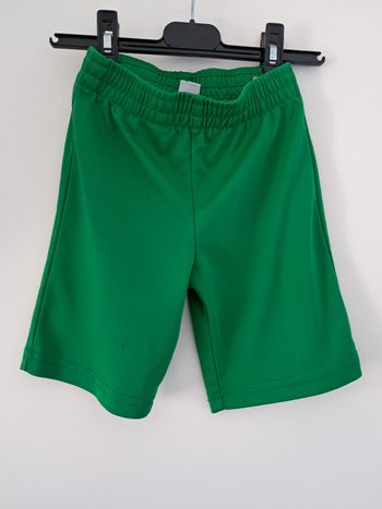Short 3 ans
