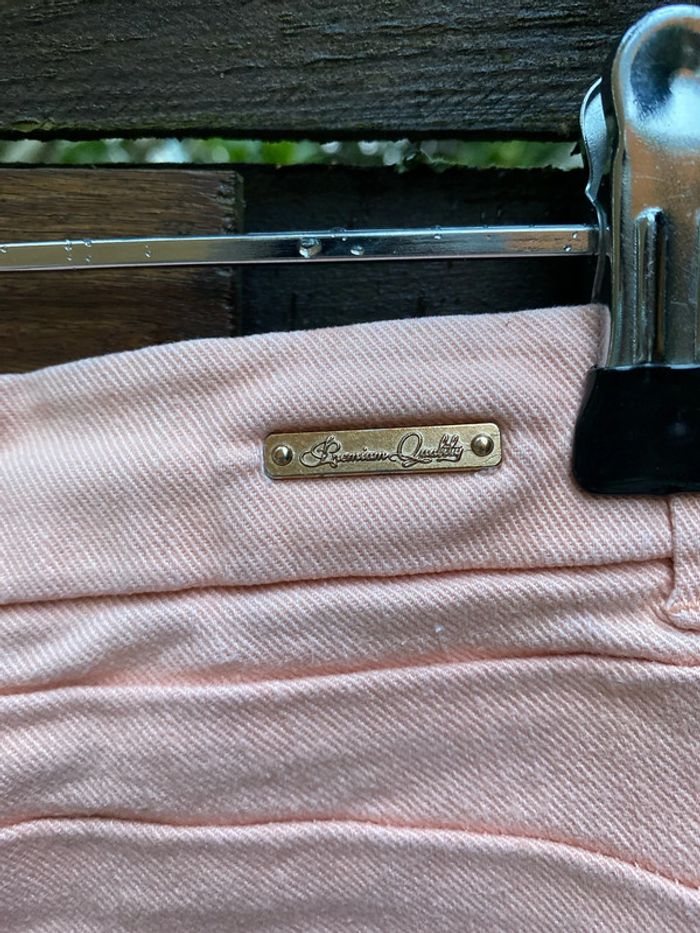 Petit short rose - photo numéro 5