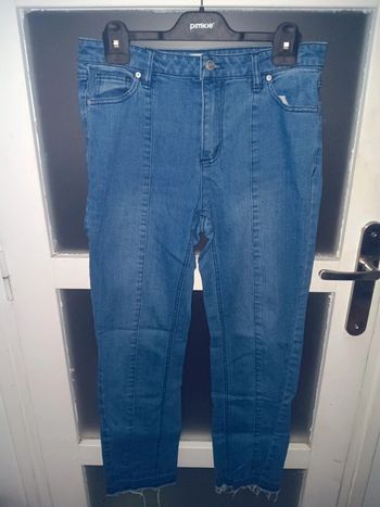 Jean droit taille 38