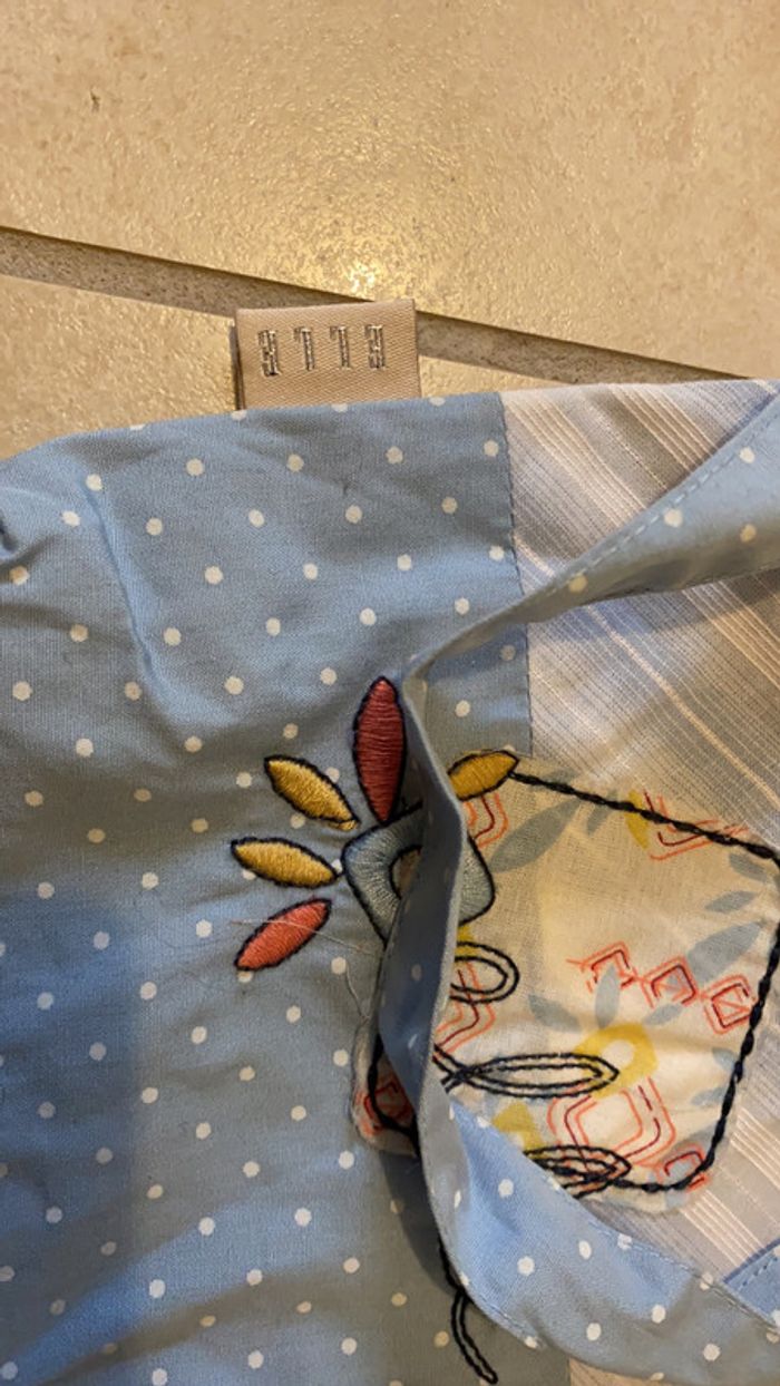 Petit sac en coton ELLE brodé neuf . Bleu ciel - photo numéro 4