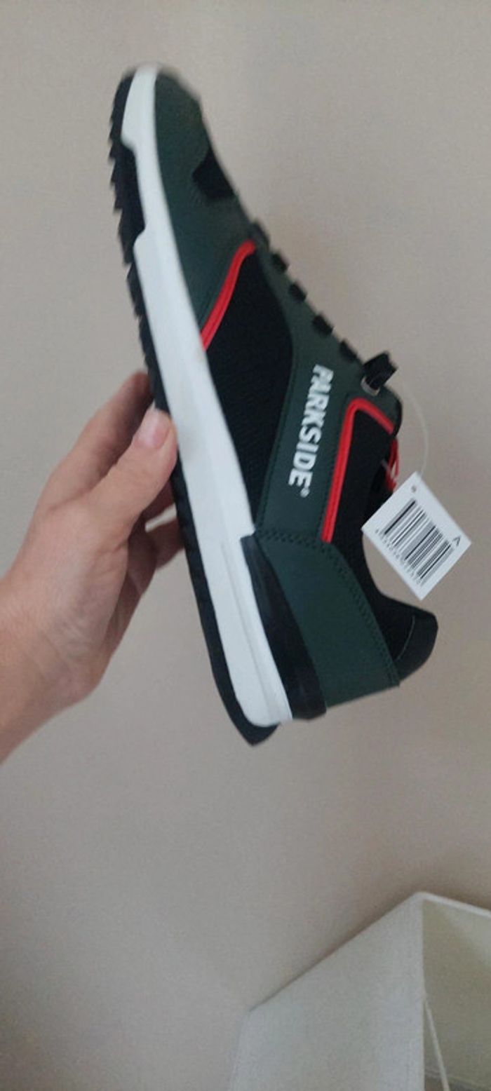 Sneakers baskets Parkside
neuves taille 44 - photo numéro 3