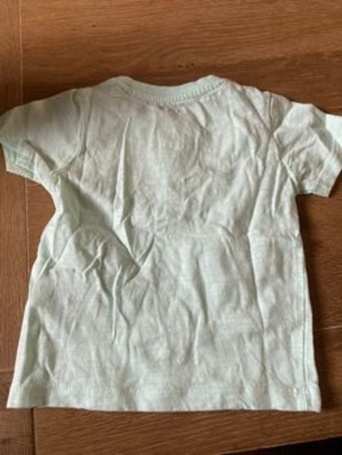 Tee-shirt neuf - photo numéro 2