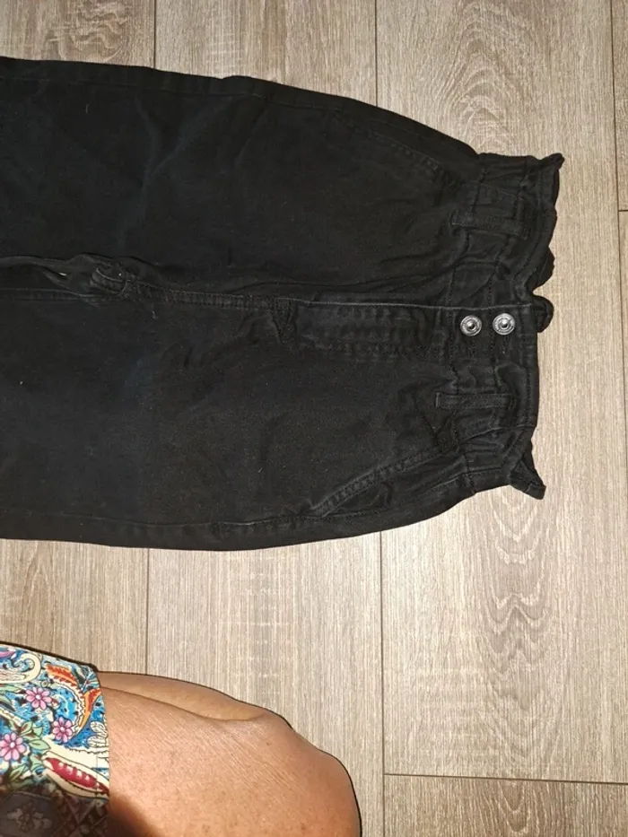 Jean taille 32 - photo numéro 2