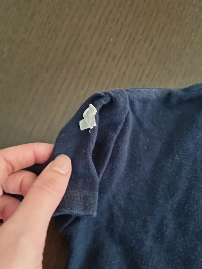 T shirt marinière petit cœur a la mer 2 ans très bon état - photo numéro 4