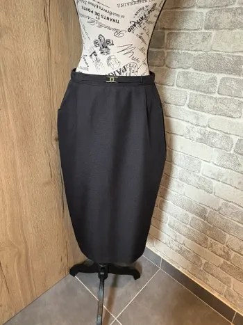 Jupe crayon midi noire élégante taille 44