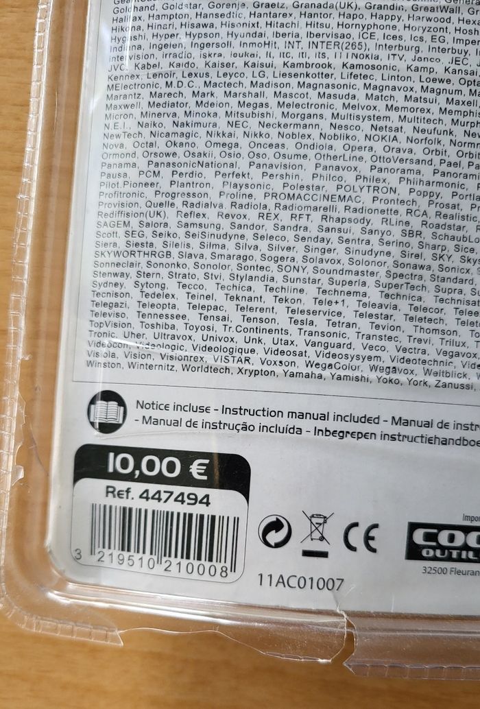 Télécommande universelle etat neuf juste ouvert - photo numéro 8