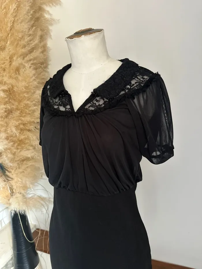 Robe noire dentelle goth rock chic M/L - photo numéro 2