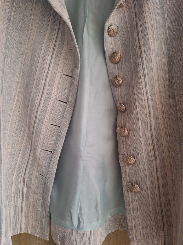 Enssemble tailleur jupe - photo numéro 4