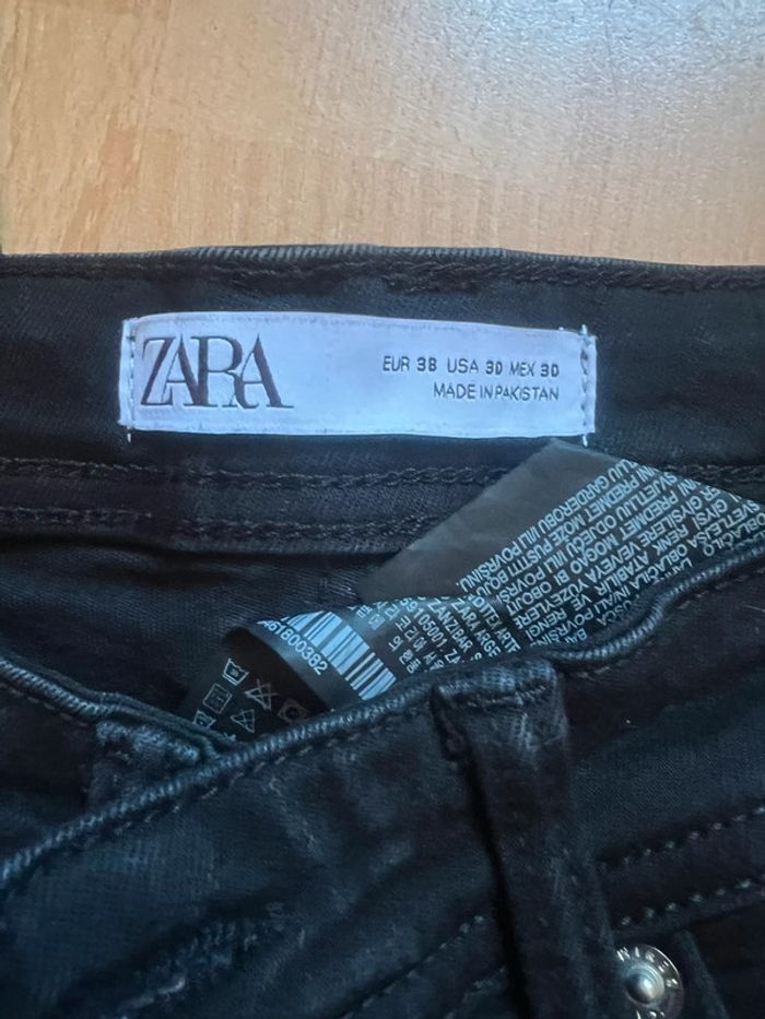 Jean homme noir Zara taille 38 - photo numéro 3