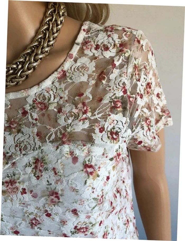 Haut blanc écru en dentelle à manches courtes Mim taille S TBE - photo numéro 6