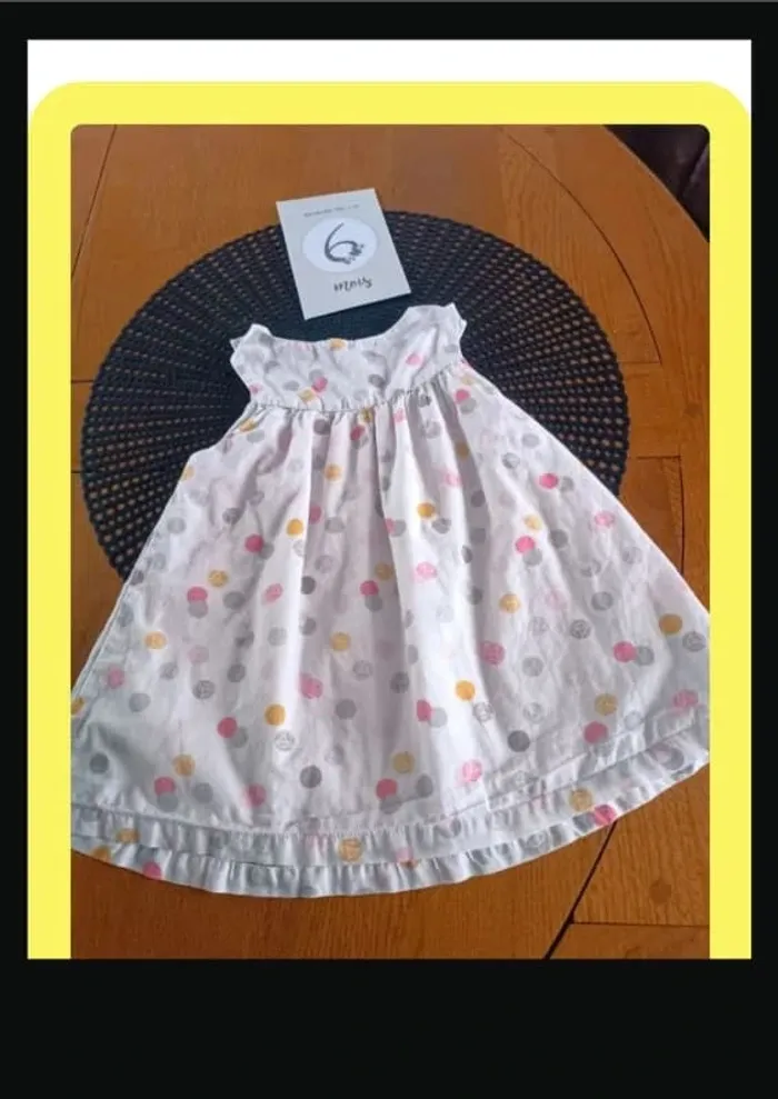 Robe obaibi taille 6 mois - photo numéro 2