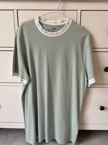 T-shirt vert d’eau