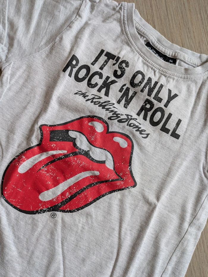 T shirt rolling stones 5ans - photo numéro 2