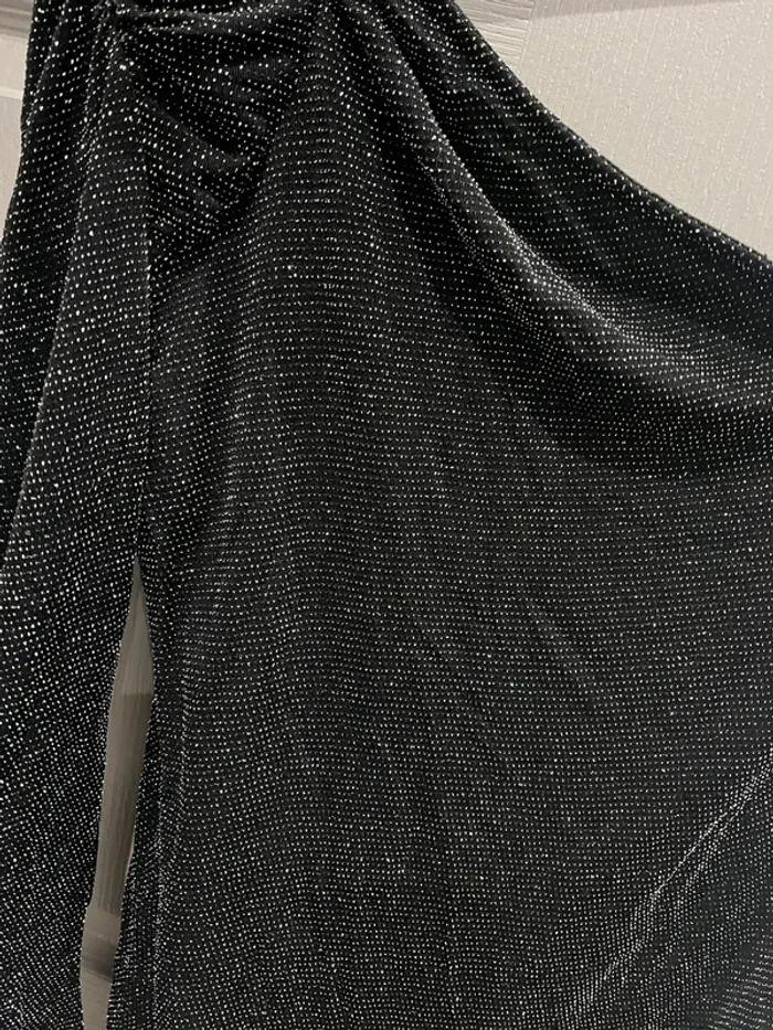 Robe moulante paillettes - photo numéro 2