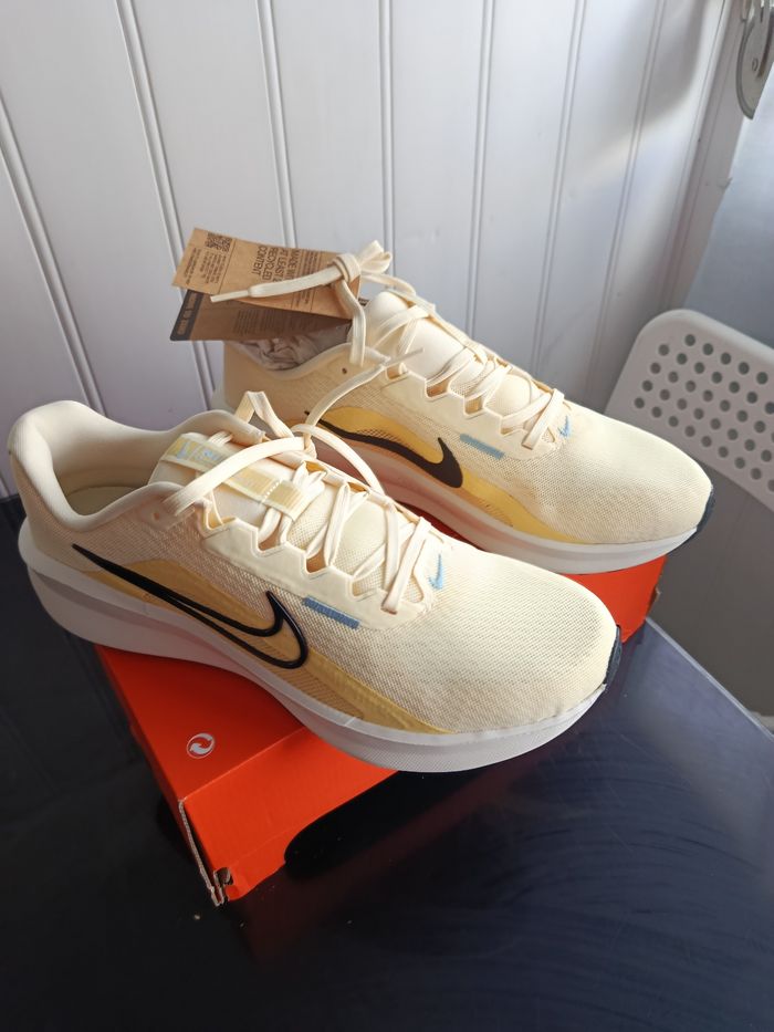 Nike Downshifter 13 
Authentique - photo numéro 5