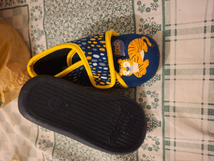 Chausson neuf - photo numéro 2