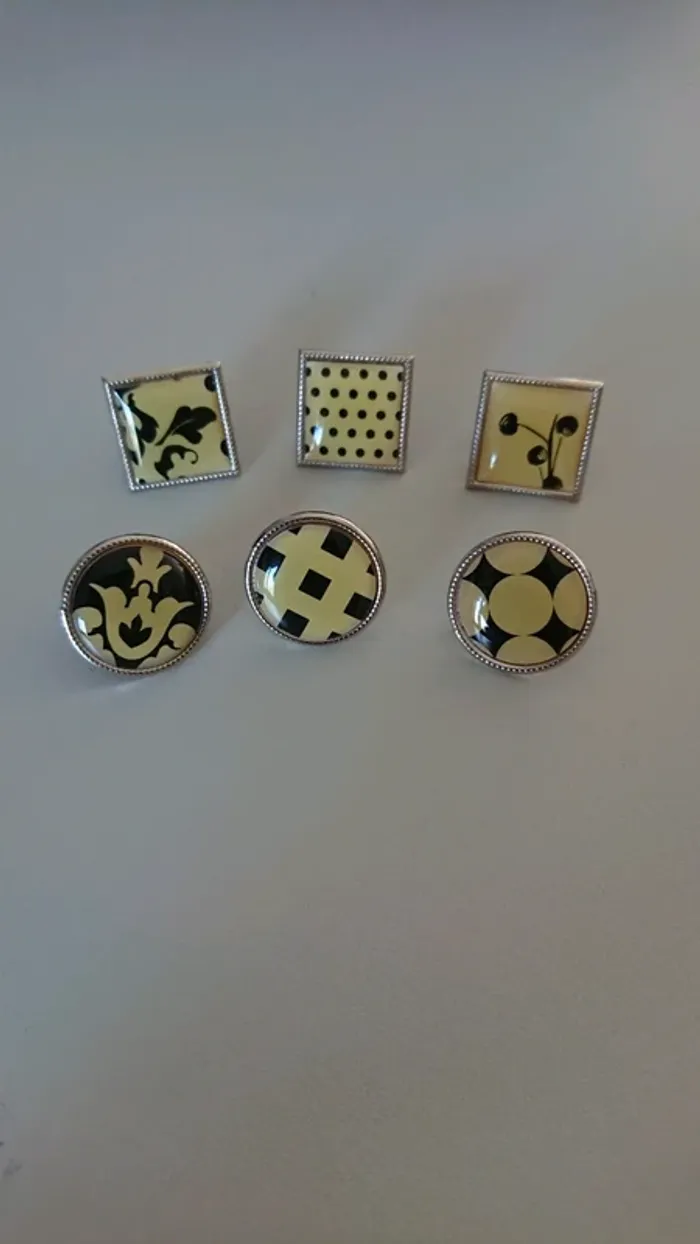 Attaches parisiennes