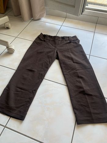 Pantacourt marron, taille S Offert