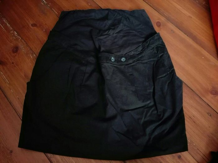 Jupe noire grossesse