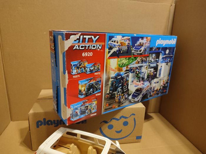 Playmobil 6920 Véhicule de police + figurines - photo numéro 7