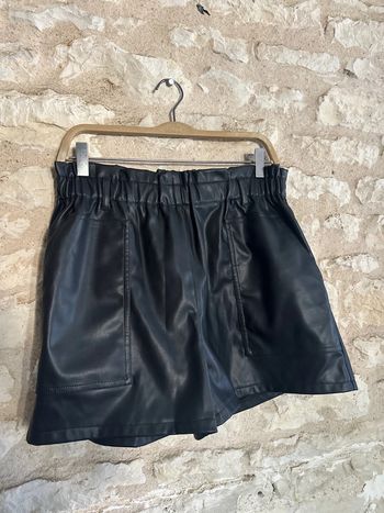 Short très bon état