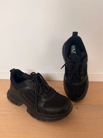 Basket Zara chaussures zapatillas sport shoes tennis Schoenen Scarpe zapatos sapatos Esporte noir