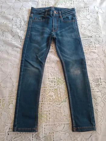 Jean slim enfant bleu - Kiabbi 6 ans, en très bon état