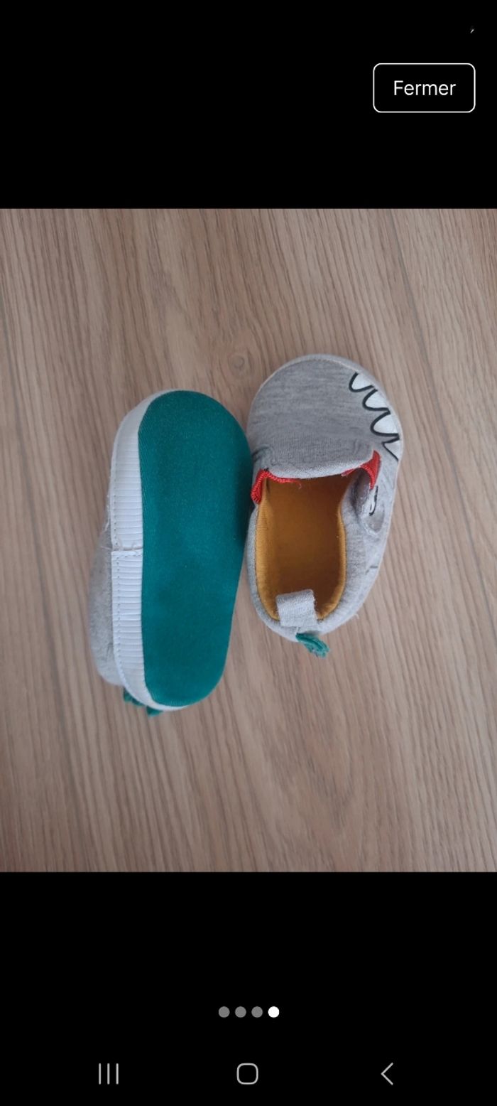 Baskets dinosaures - photo numéro 2