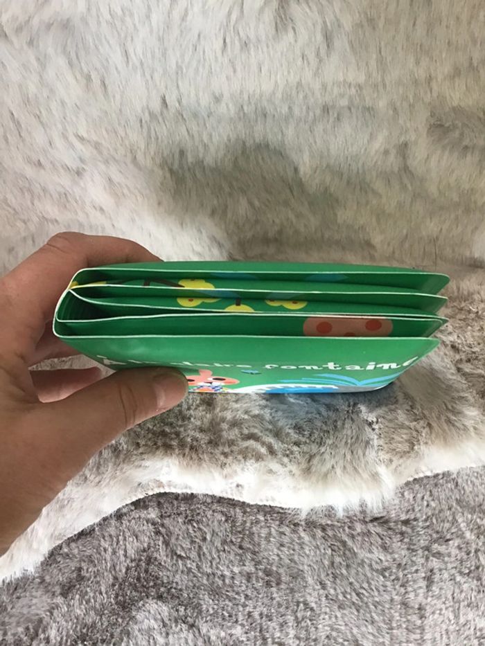 Livre Une comptine à chanter dans le bain À la claire fontaine (0124) - photo numéro 2