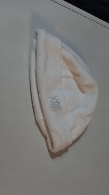 Lot 2 bonnets velours blanc