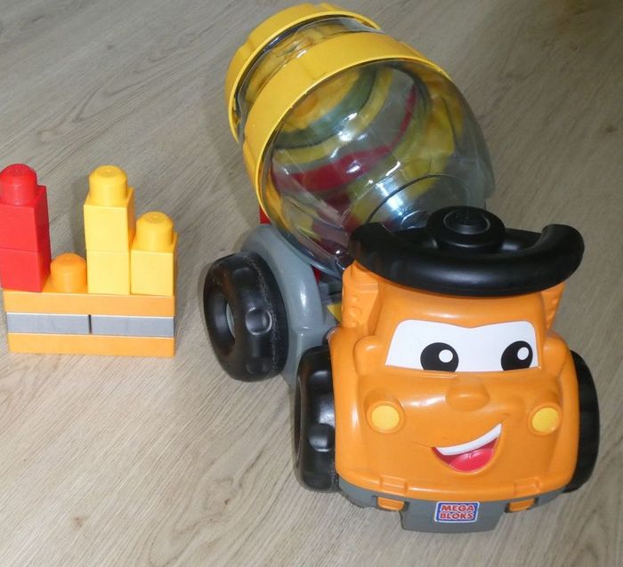 Camion bétonnière Mega Bloks - photo numéro 2