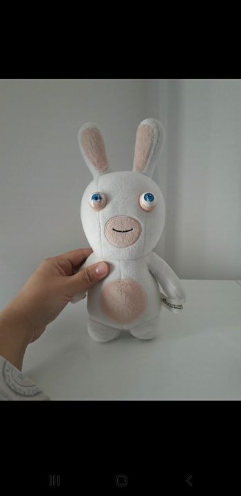 Peluche lapin cretin