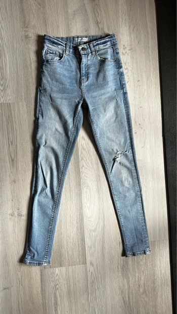 Jean skinny troué