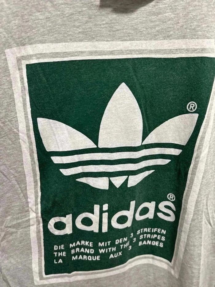 T shirt Adidas gris et vert - photo numéro 3