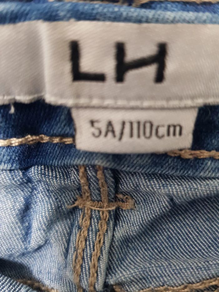 Jean bleu taille 5 ans - photo numéro 3