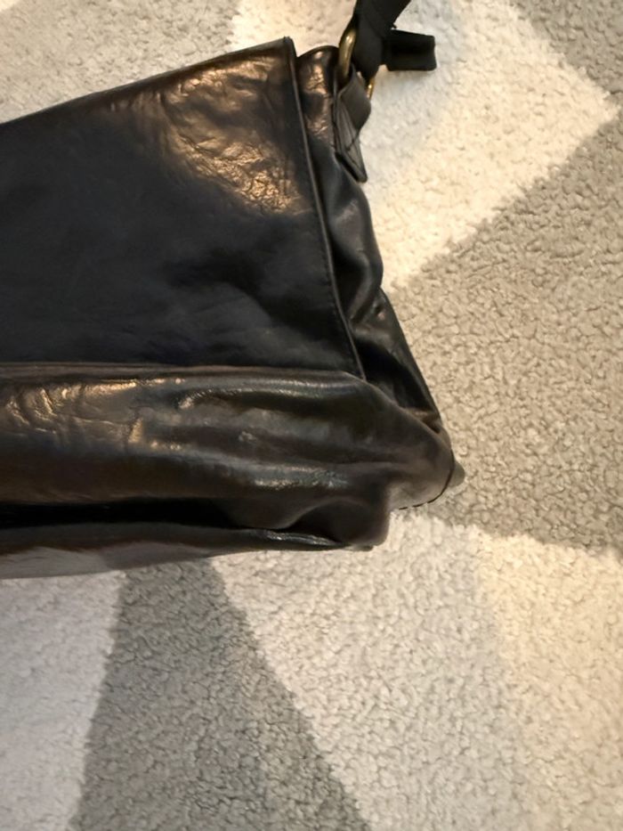 Sac à bandoulière en cuir noir vintage Bata - photo numéro 7