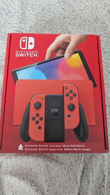 Nintendo Switch oled édition Mario neuve